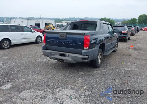 2004 Chevrolet Avalanche 1500 из США, поврежденный, VIN 3GNEK12T44G299935
